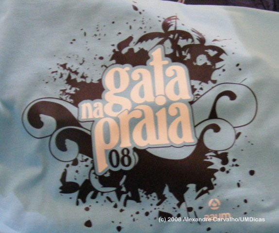 Thumbnail da galeria Gata na Praia