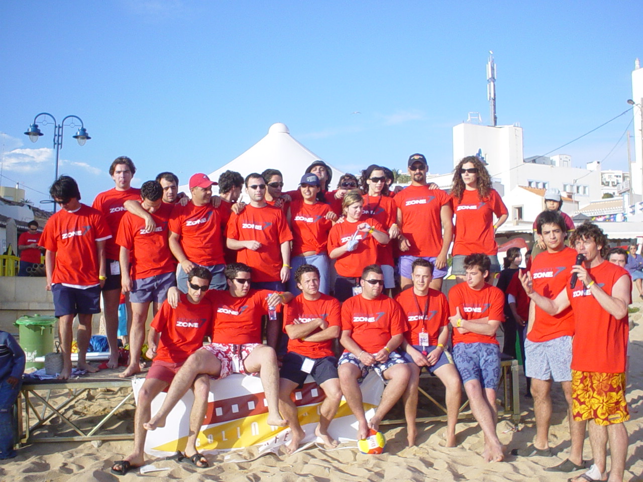 Thumbnail da galeria Gata na Praia