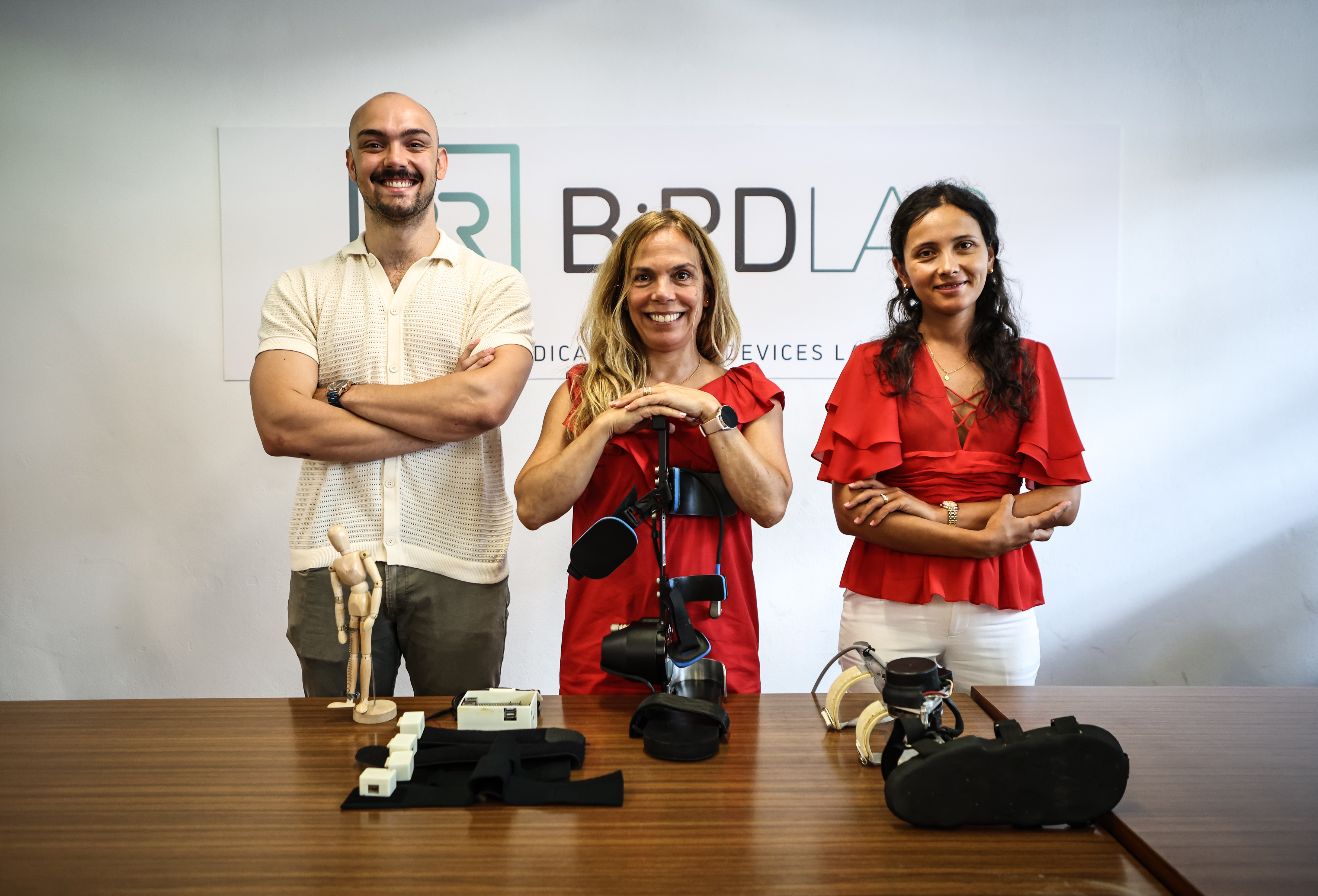 A imagem pode conter: Inovação, Tecnologia, Tecnologia que se veste