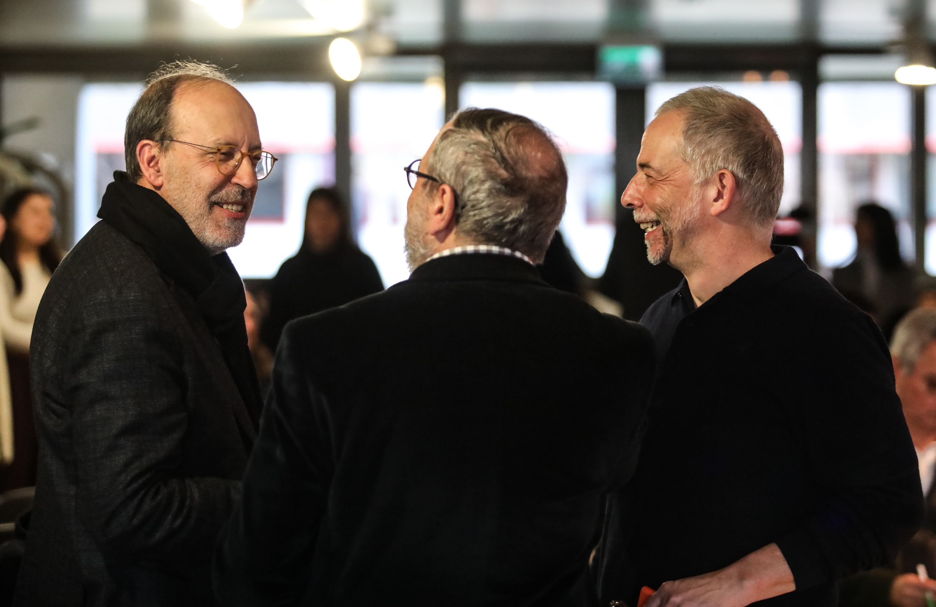 Imagem número 5 da galeria Lançamento do livro Evidência Futura
