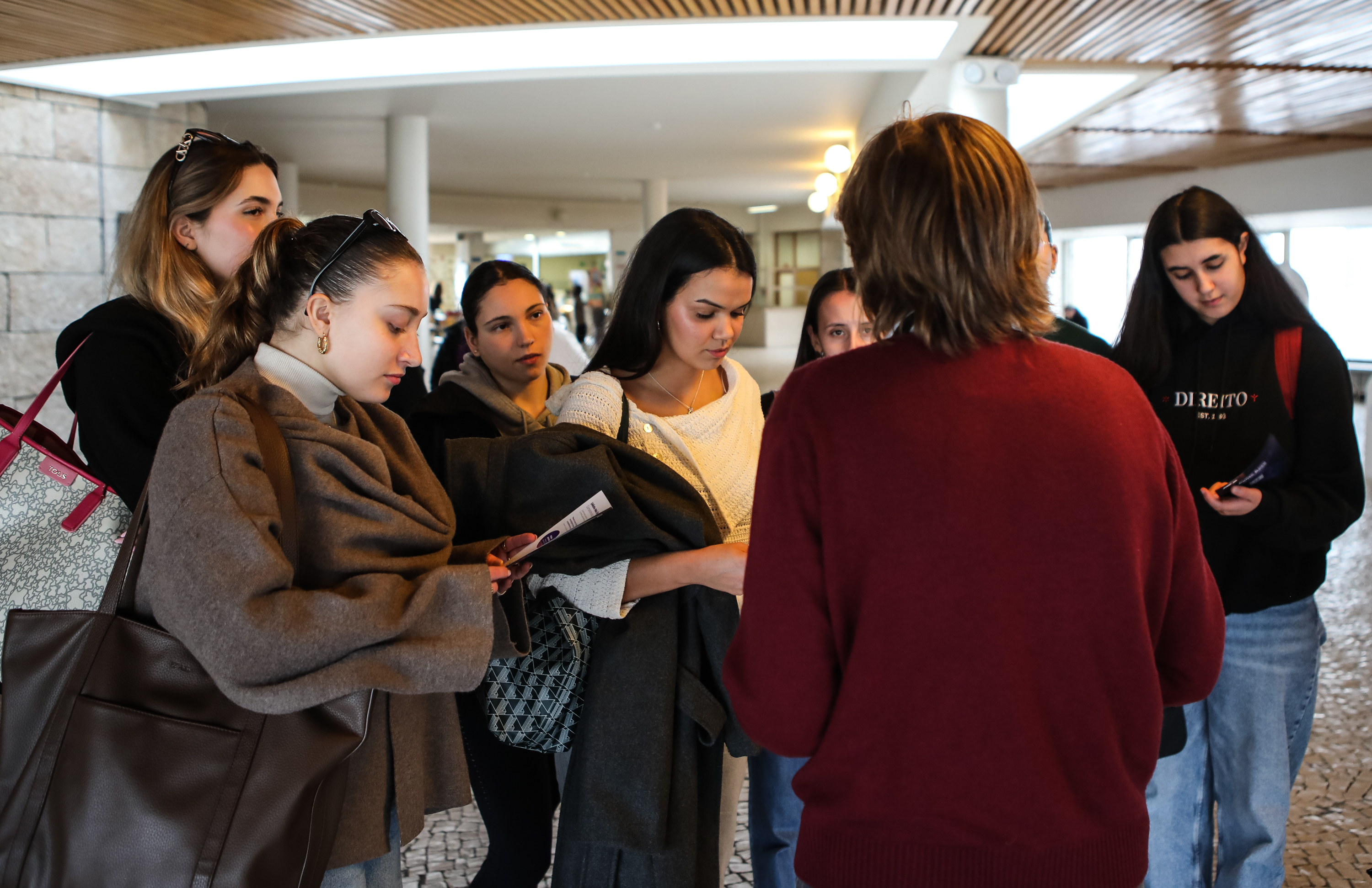 Imagem número 9 da galeria Ponto Roxo