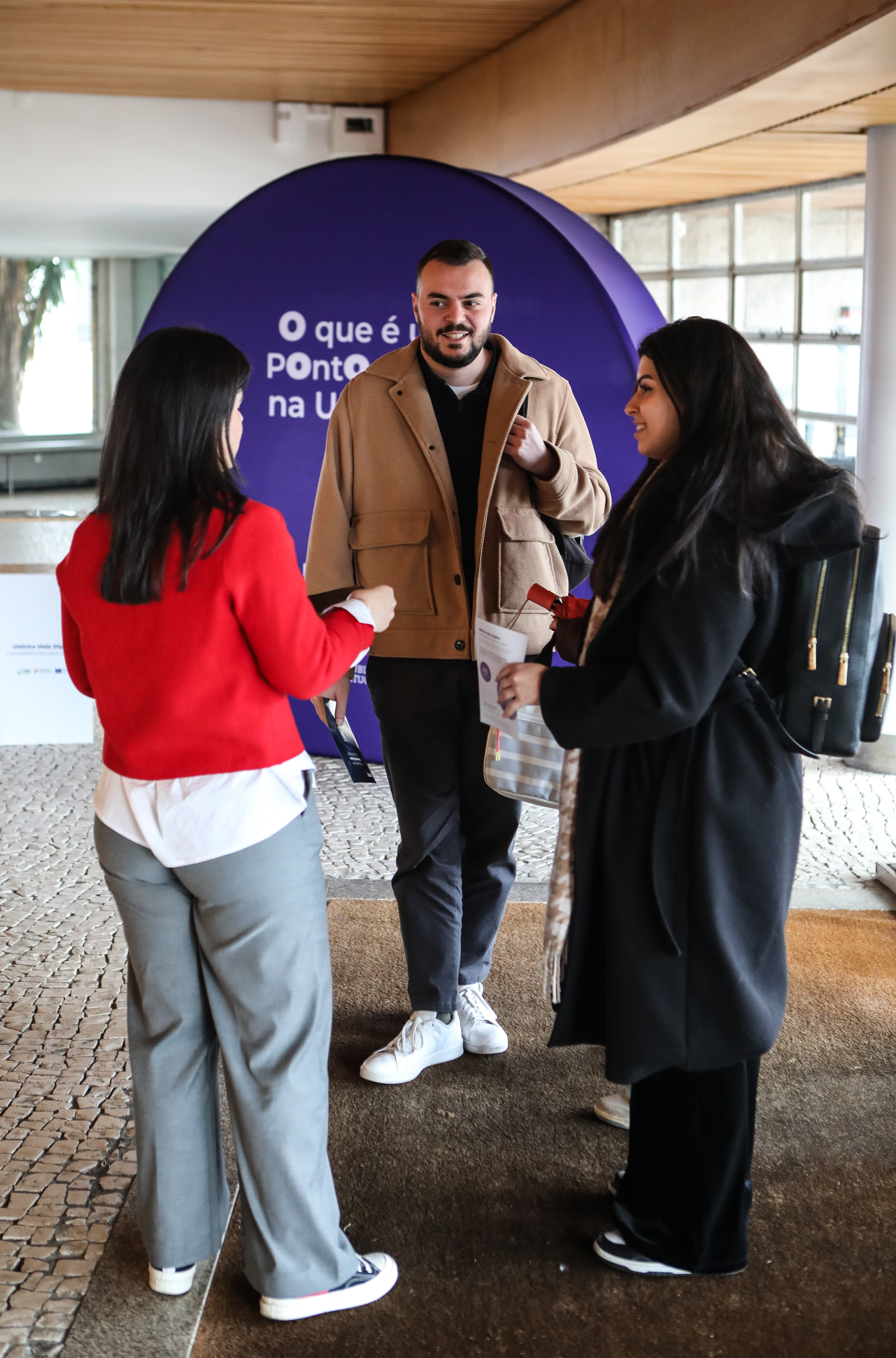 Imagem número 3 da galeria Ponto Roxo