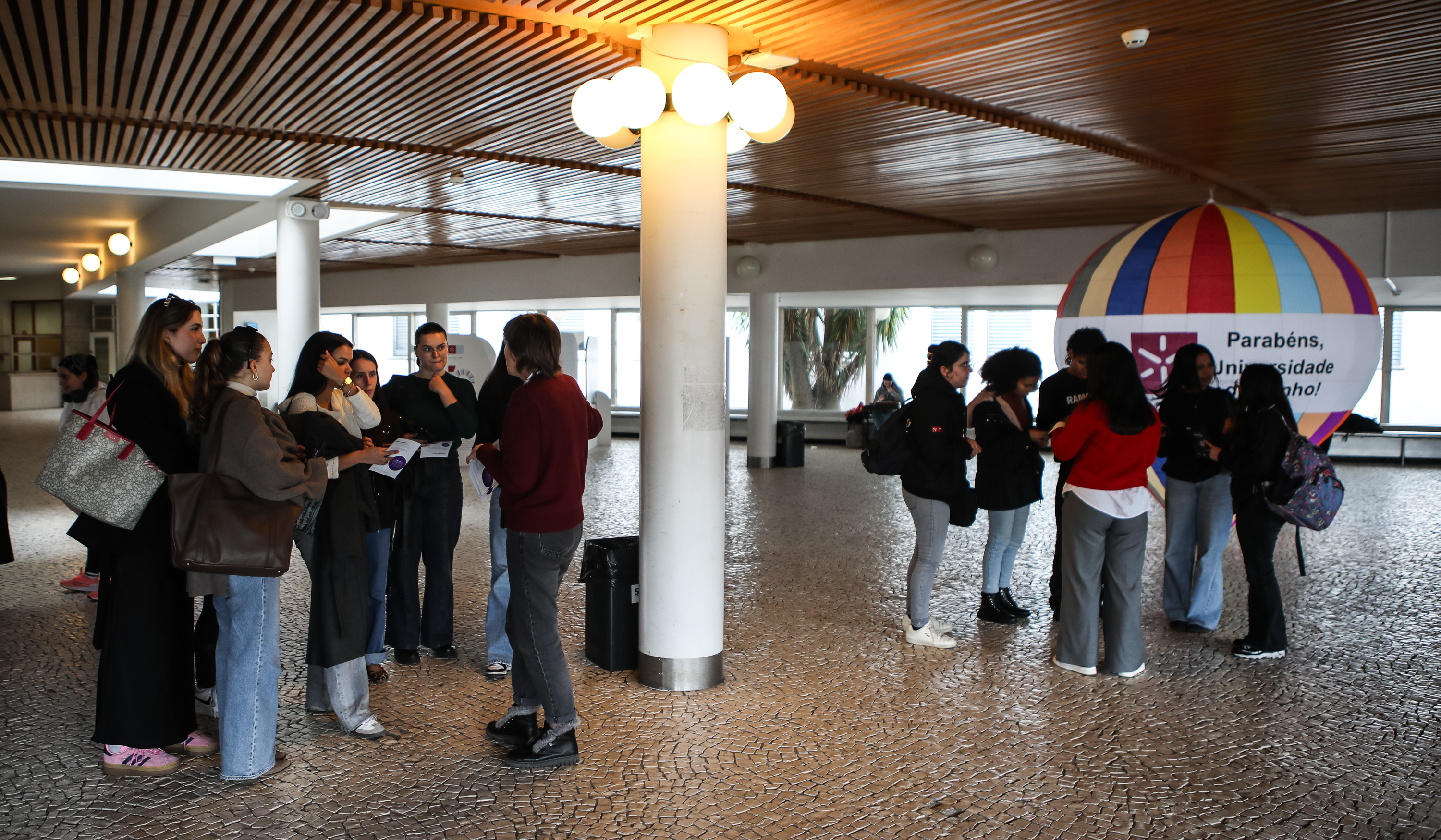 Imagem número 1 da galeria Ponto Roxo