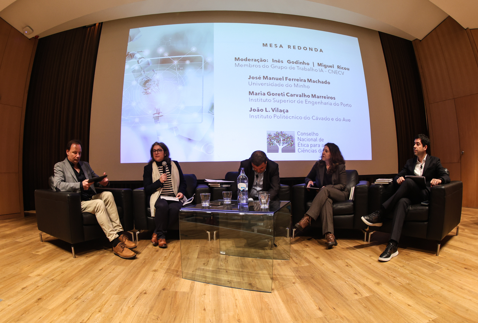 Imagem número 2 da galeria Apresentação Livro Branco sobre a IA