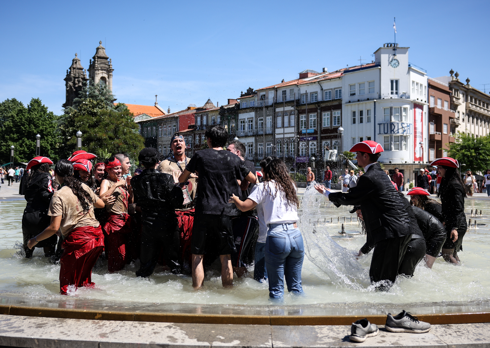Imagem número 10 da galeria Cortejo