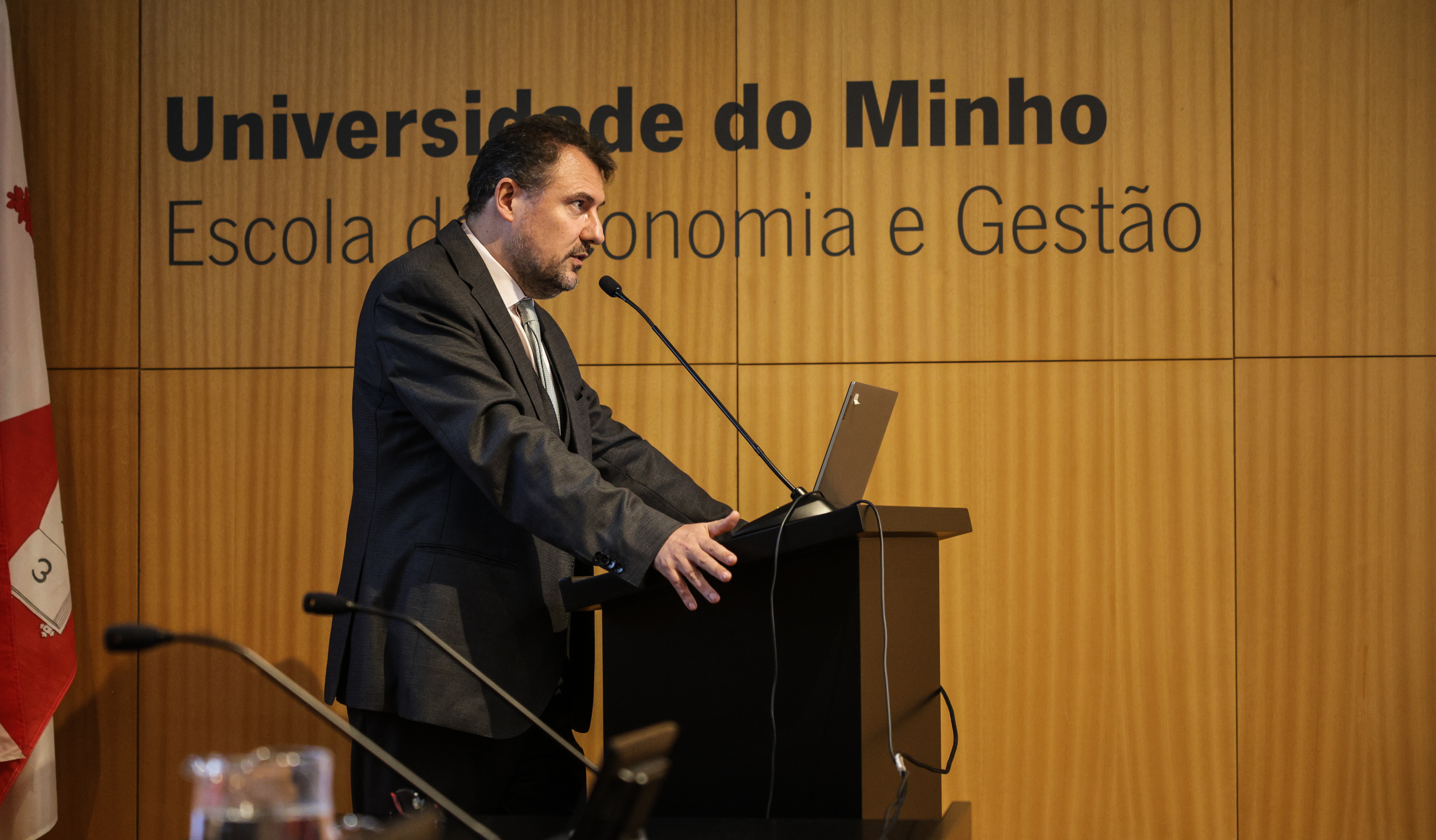 Imagem número 10 da galeria Doutoramentos EEG