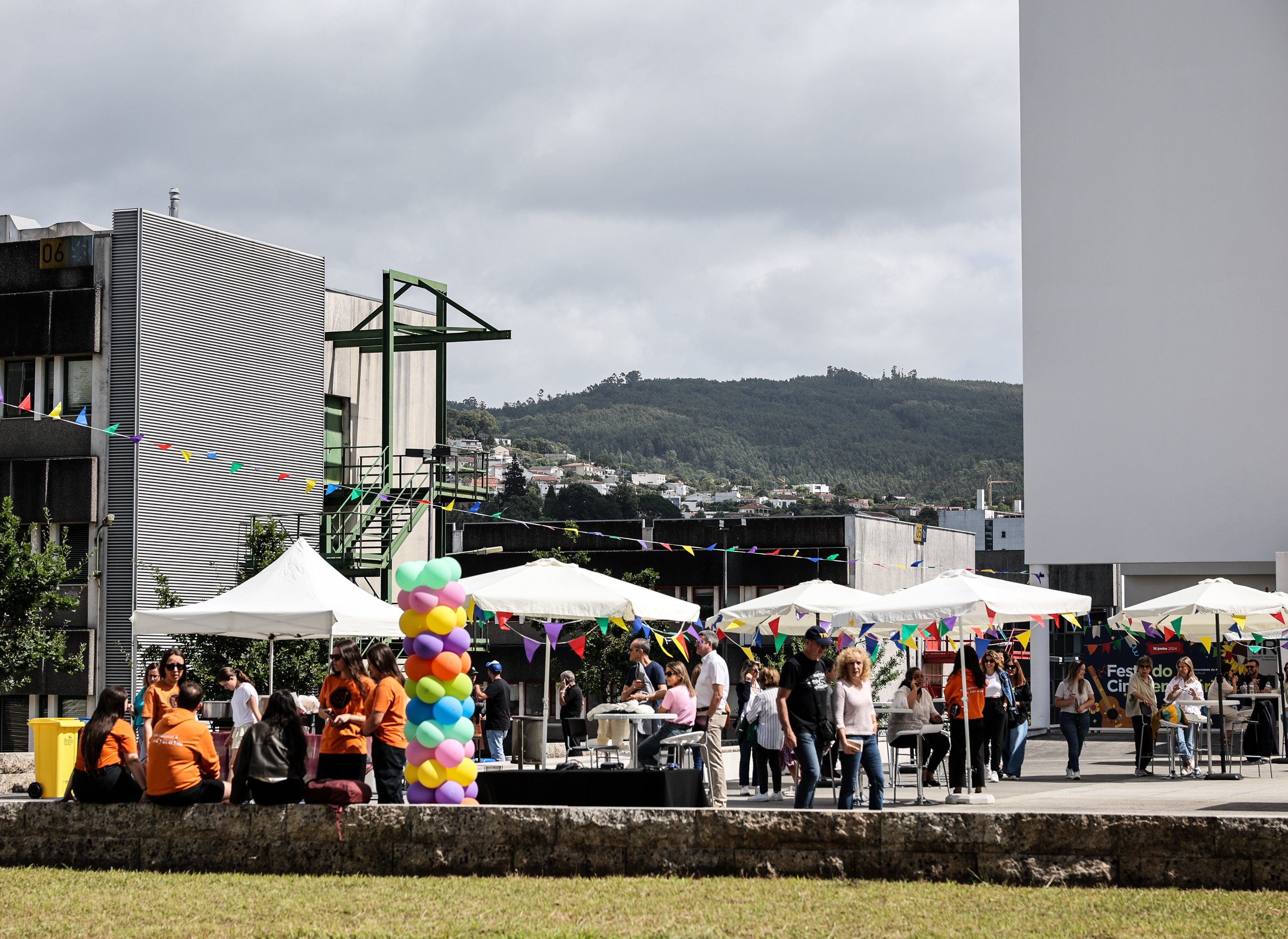Imagem número 2 da galeria Festa 50 Anos UMinho
