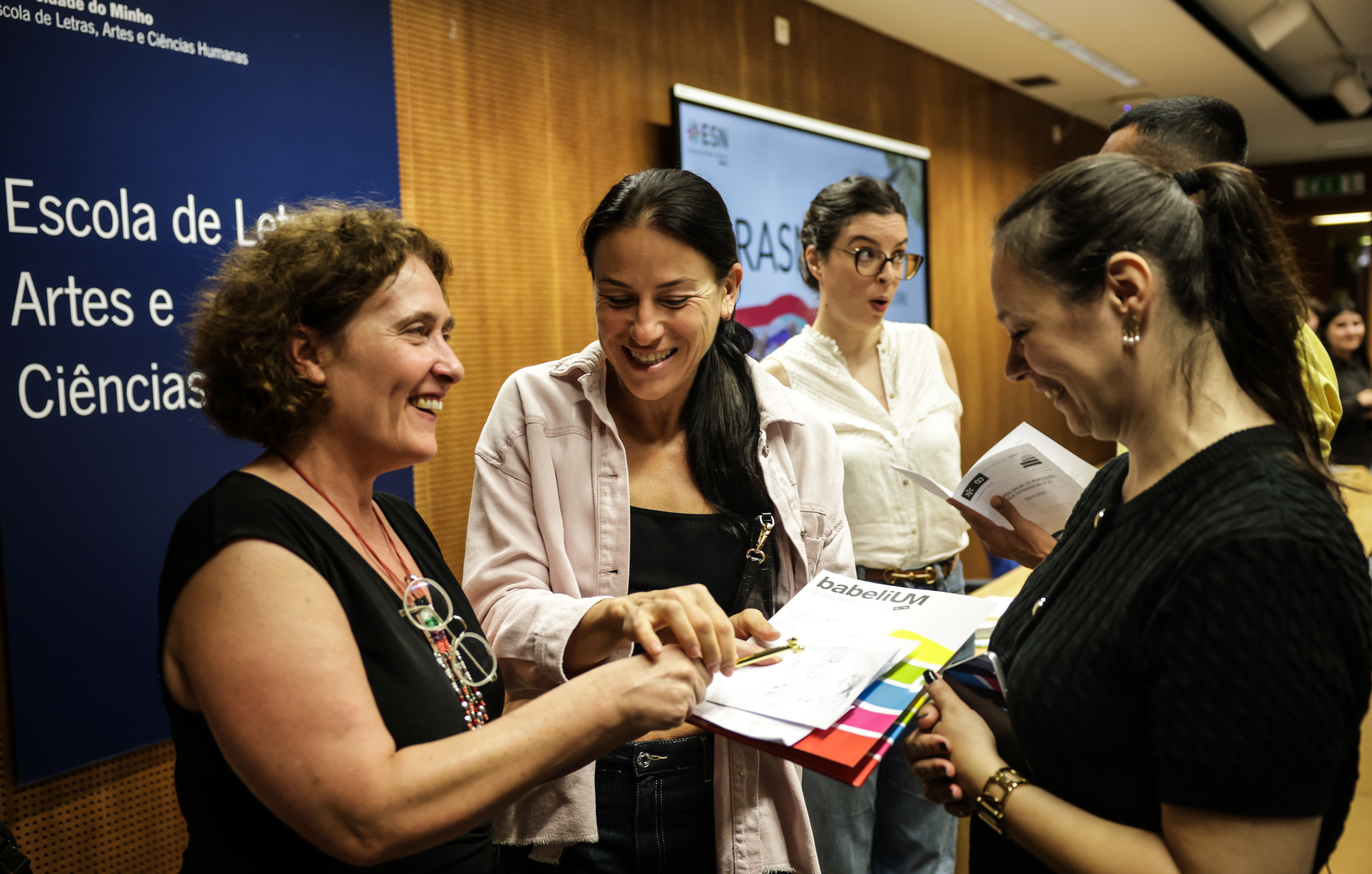 Imagem número 8 da galeria PLE ELACH