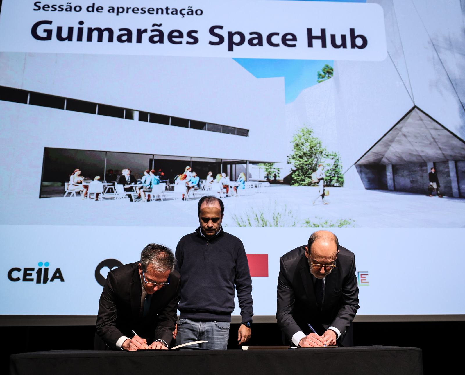 Imagem número 7 da galeria Sessão de apresentação Space Hub