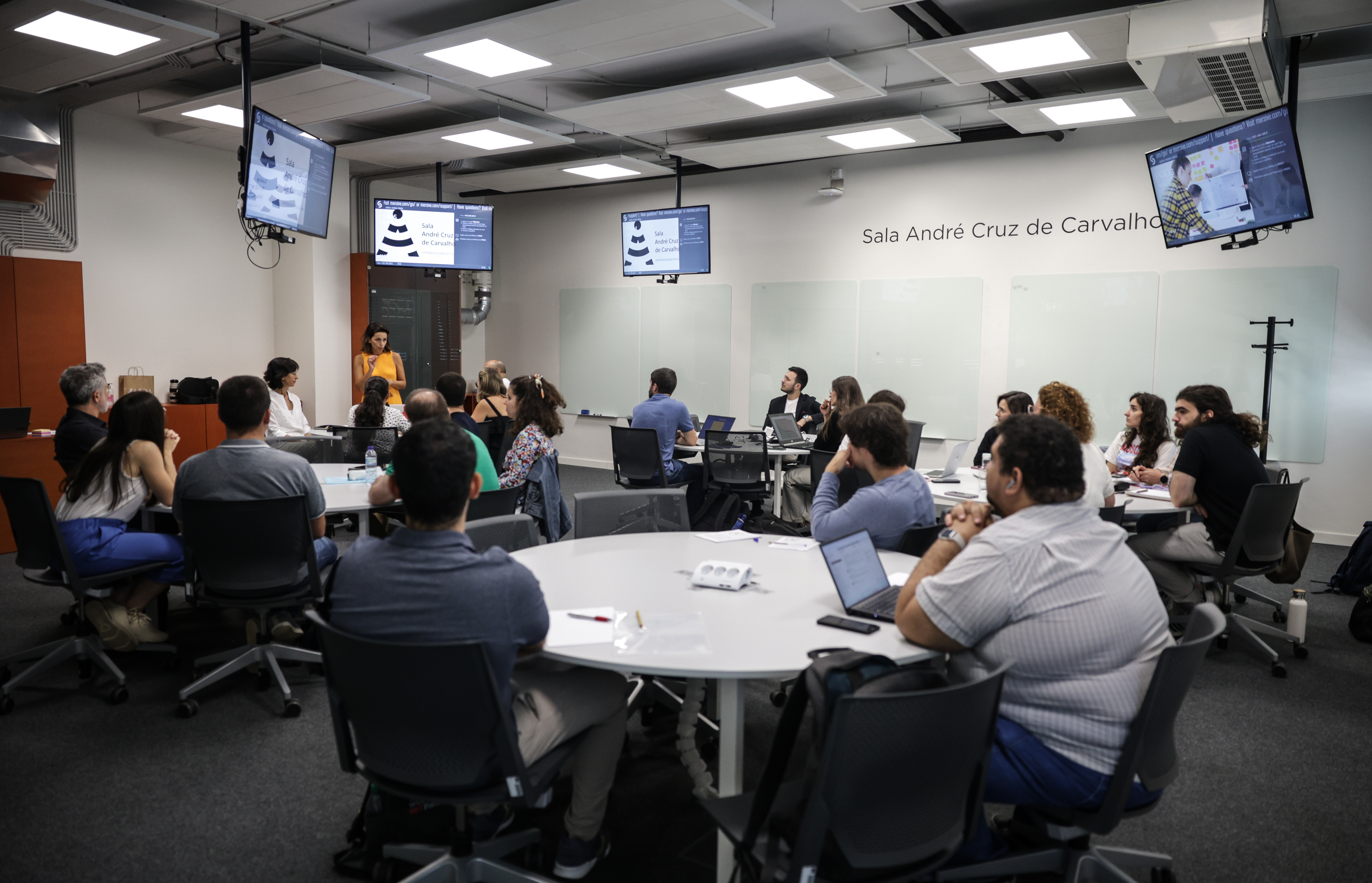 Imagem número 5 da galeria Summer School