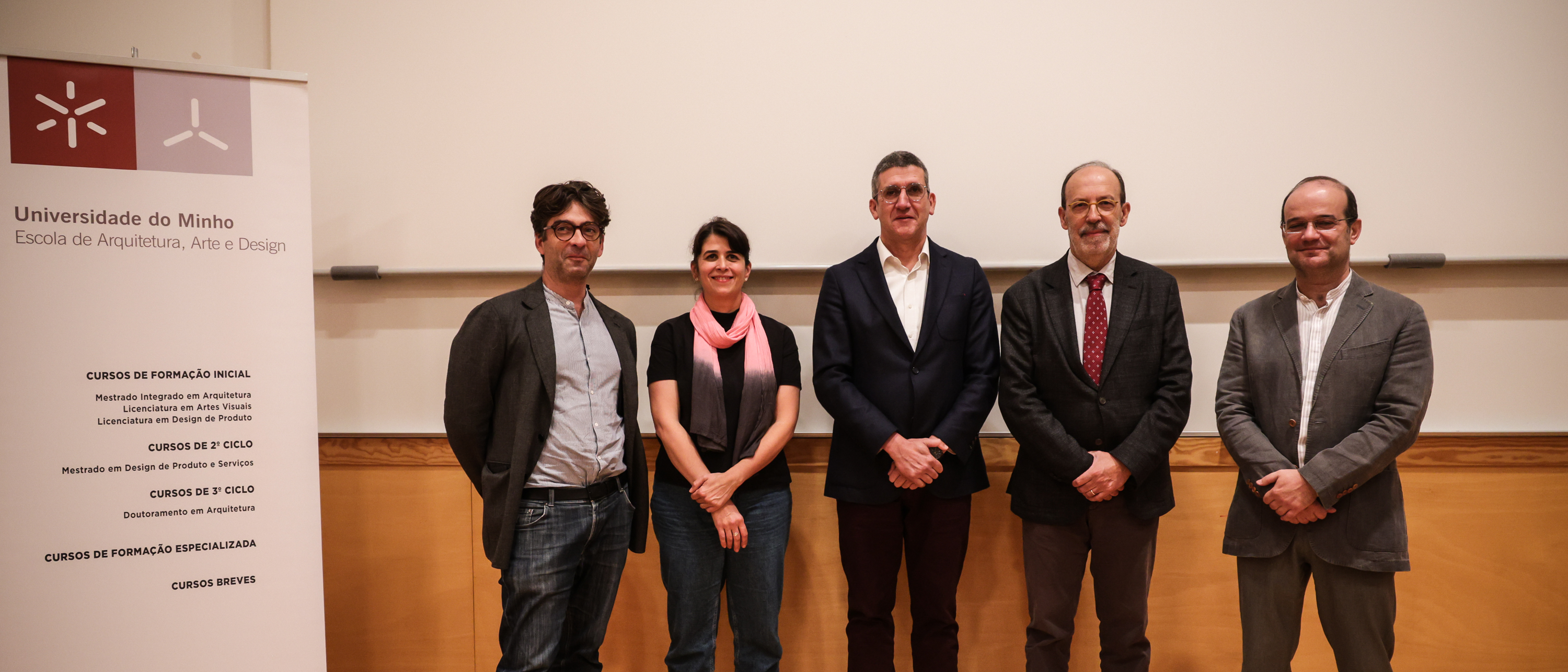 Imagem número 3 da galeria Tomada de Posse da Direção da Escola de Arquitectura