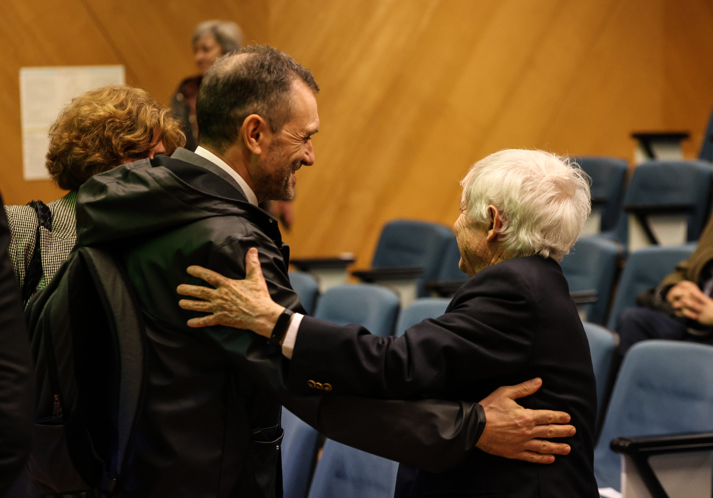 Imagem número 2 da galeria Tomada de Posse da Direção da ECUM