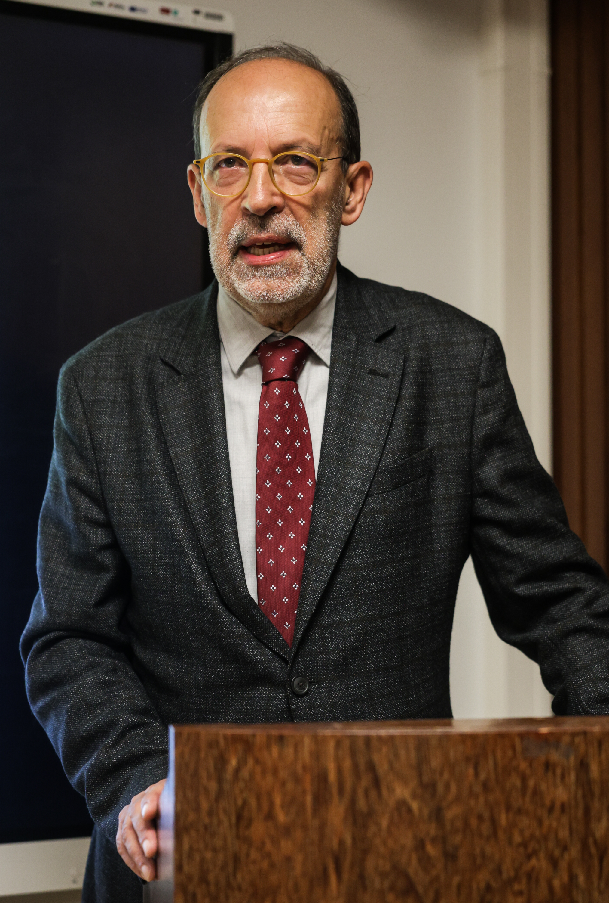 Imagem número 10 da galeria Tomada de posse da Direção da Escola de Enfermagem