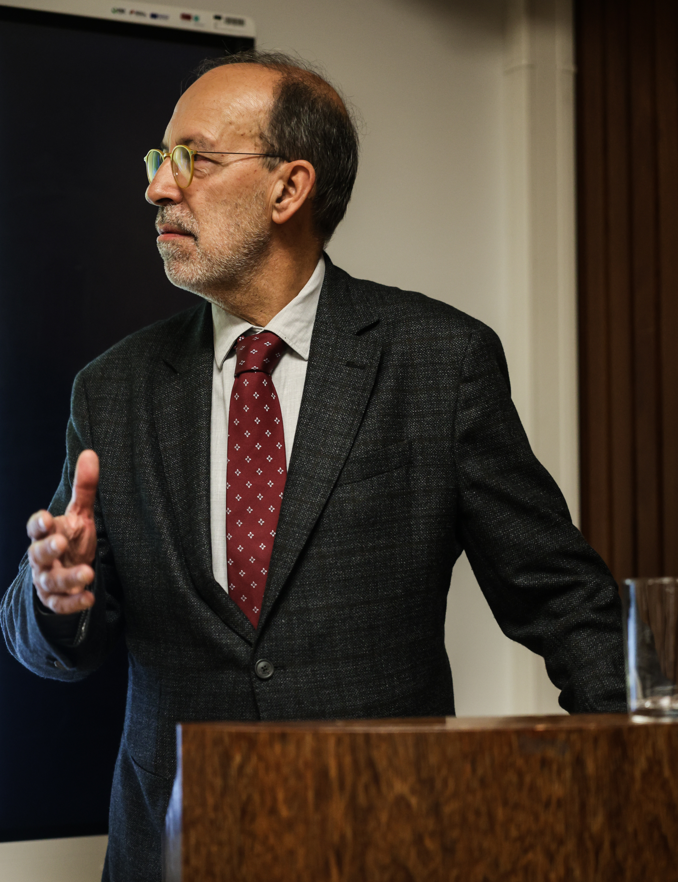 Imagem número 8 da galeria Tomada de posse da Direção da Escola de Enfermagem