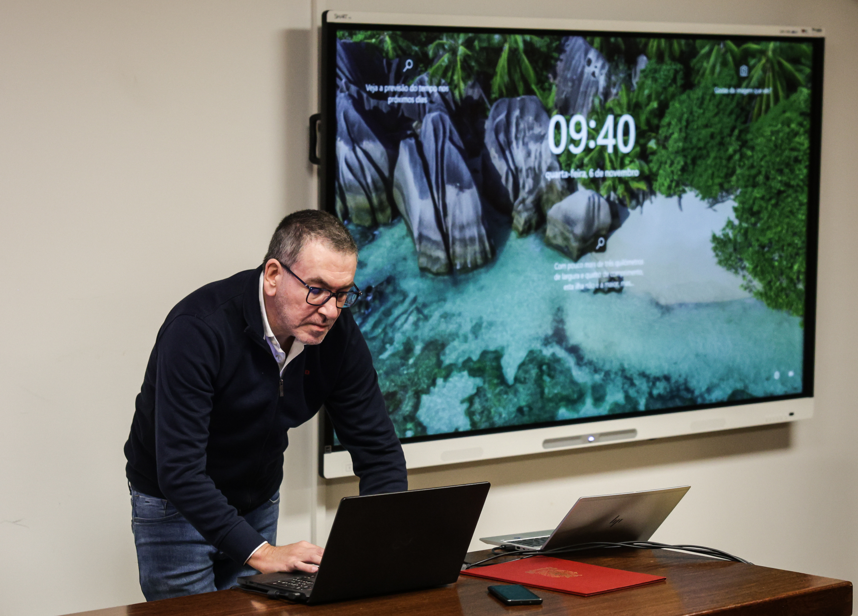 Imagem número 6 da galeria Tomada de posse da Direção da Escola de Enfermagem