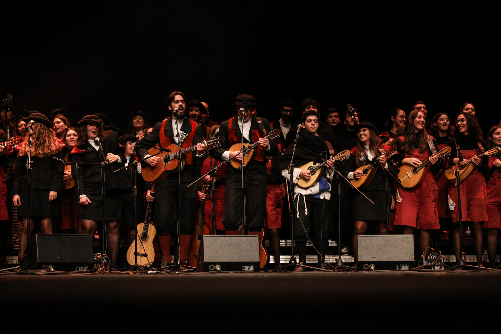 Imagem número 9 da galeria 1º de Dezembro