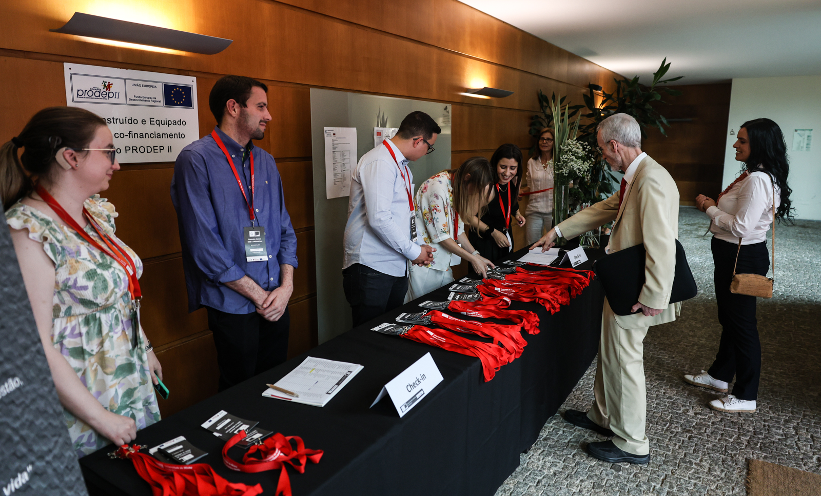 Imagem número 2 da galeria Alumni EEG