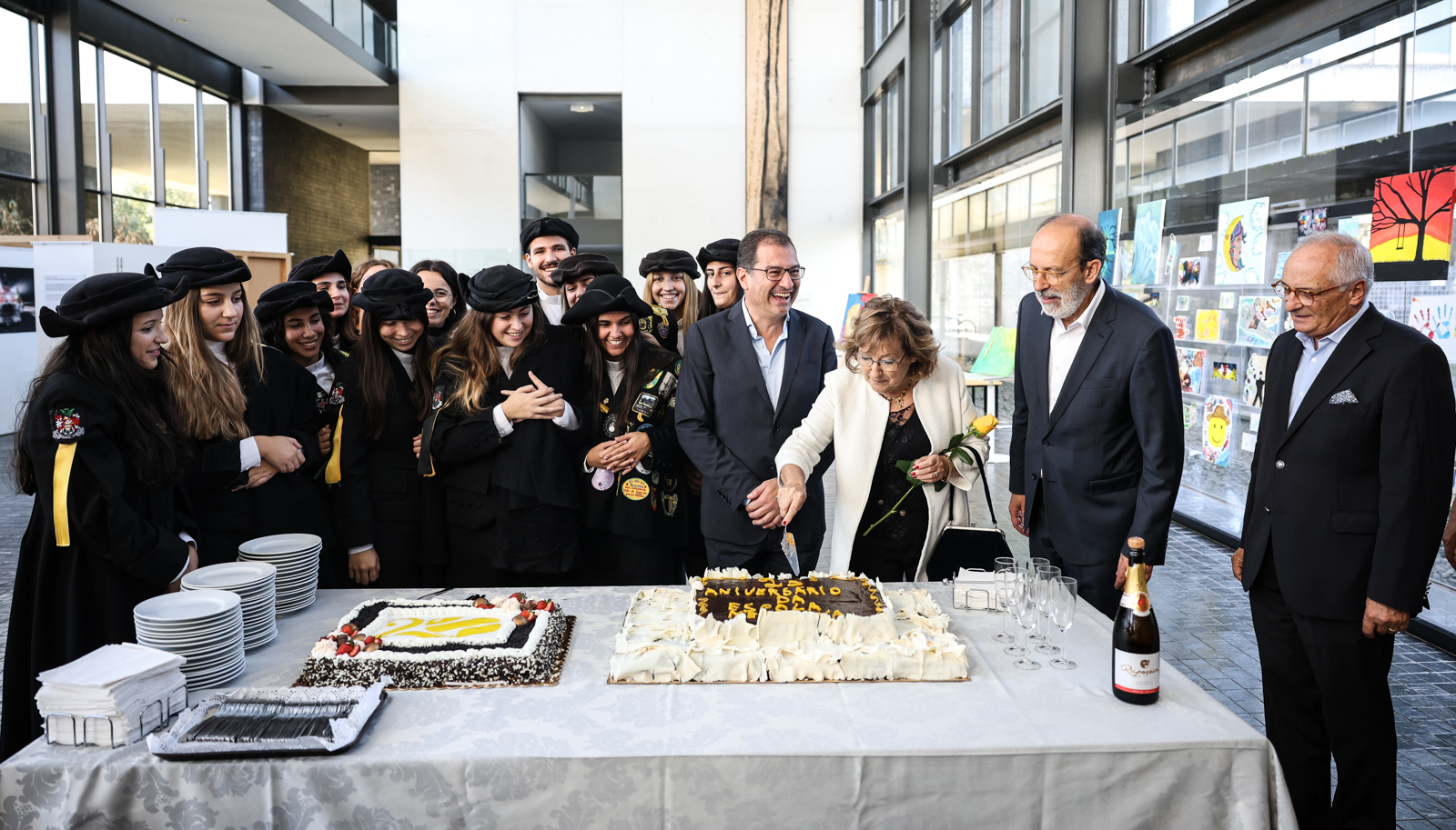 Imagem número 5 da galeria Aniversário Escola de Medicina