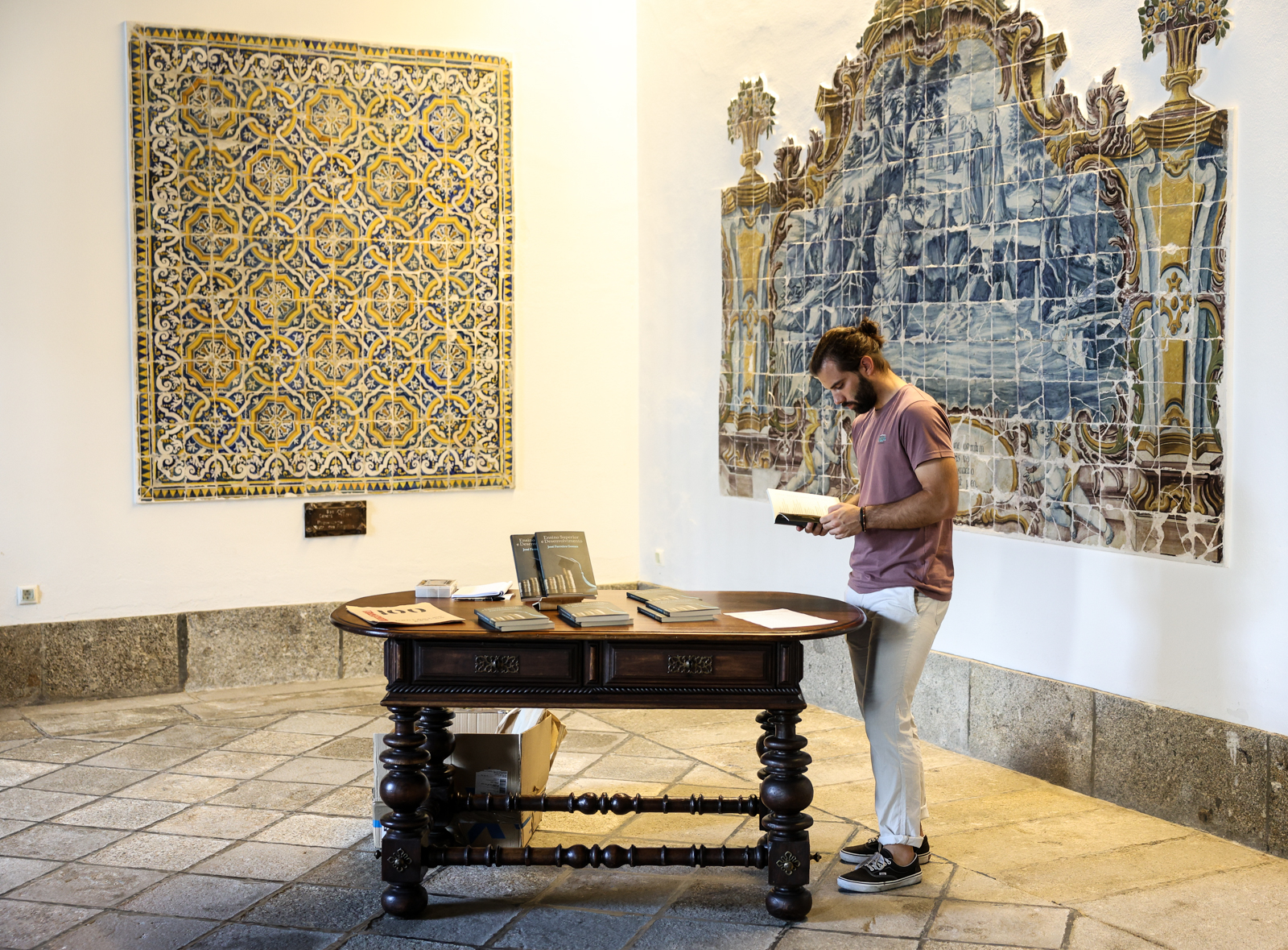 Imagem número 1 da galeria Apresentação Livro Ensino Superior e Desenvolvimento