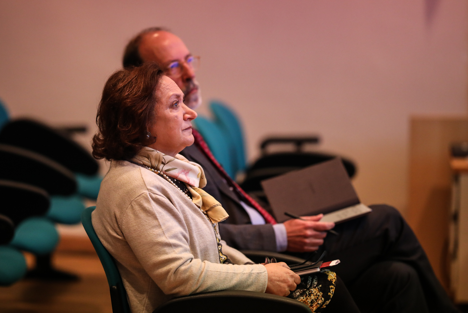 Imagem número 6 da galeria Apresentação Relatório sobre Investigadores