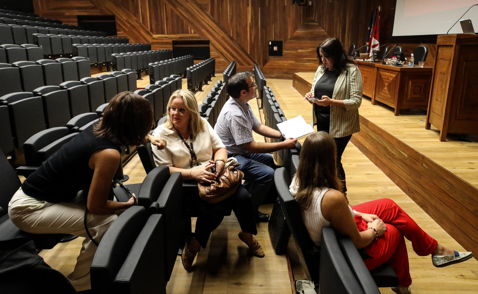 Imagem número 5 da galeria Boas-vindas EEG