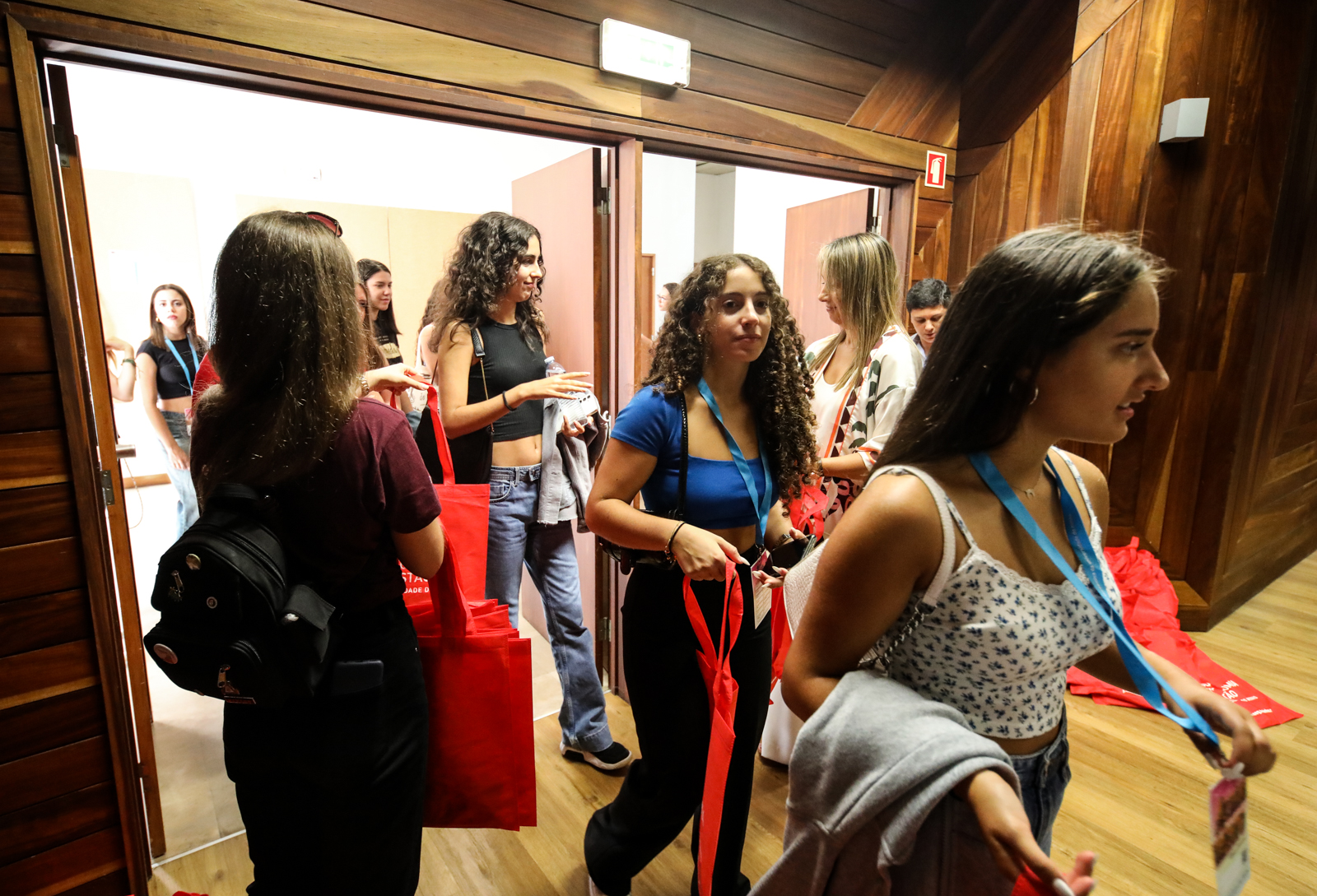 Imagem número 4 da galeria Boas-vindas EEG