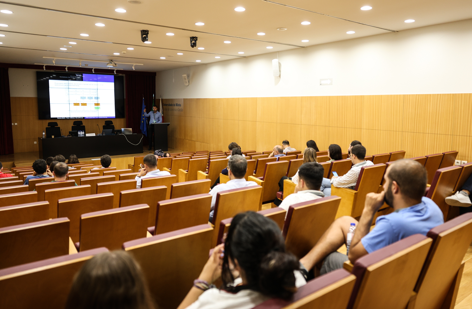 Imagem número 9 da galeria Conferência Internacional de Economia