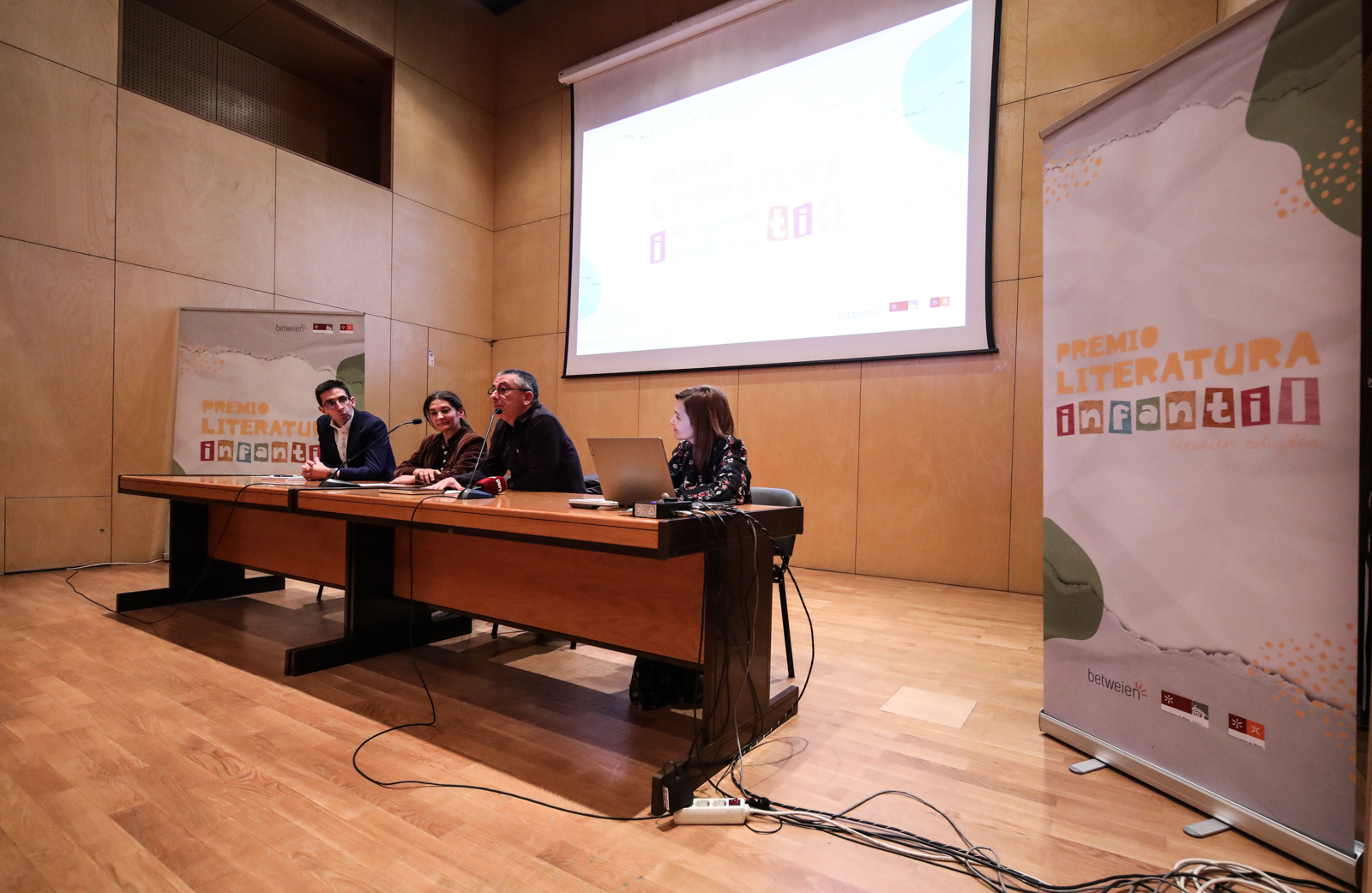 Imagem número 10 da galeria Prémio Literário Betweien