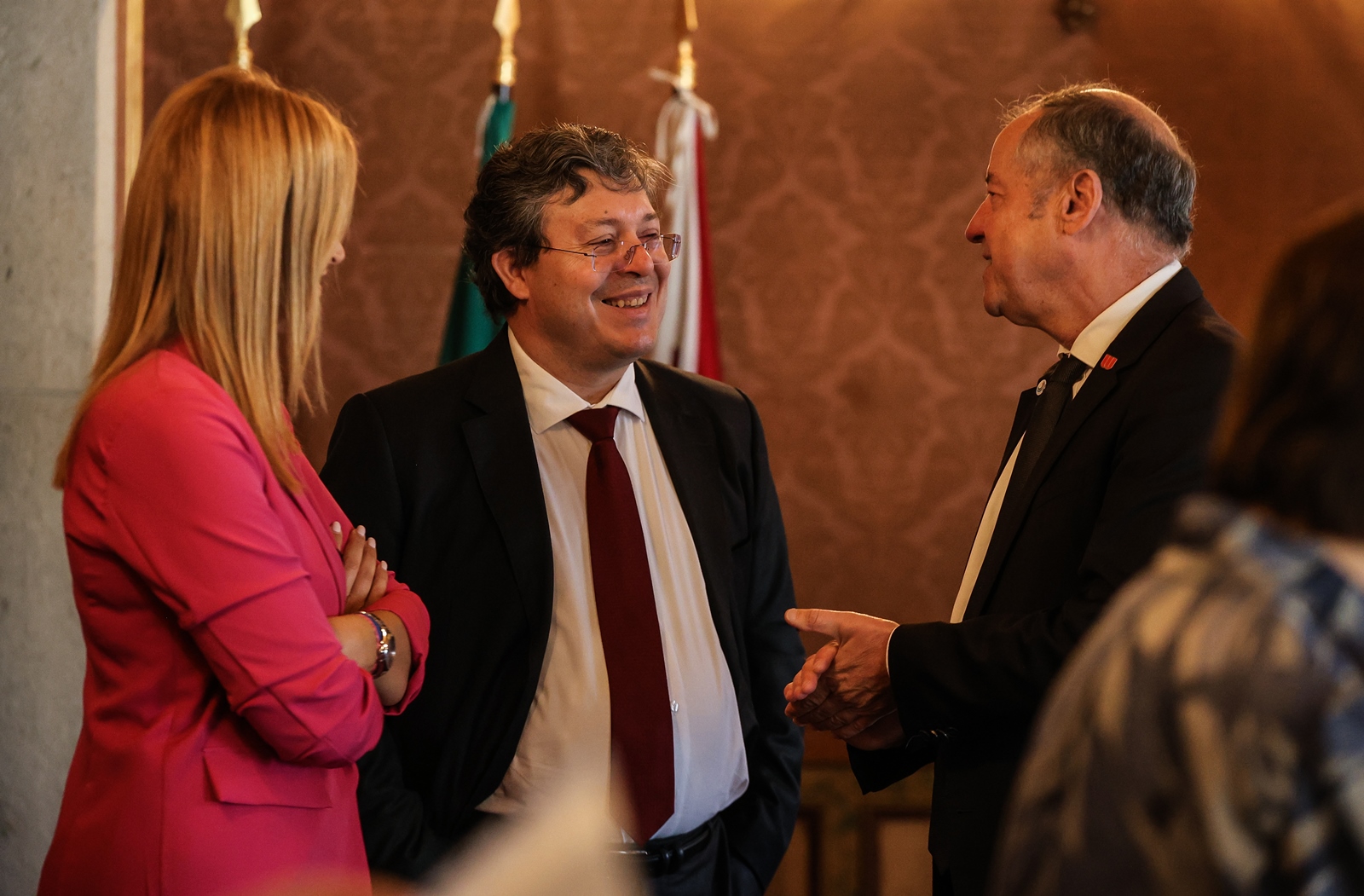 Imagem número 2 da galeria Reunião CRUSOE