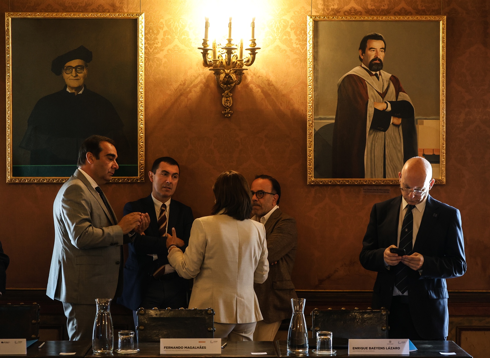 Imagem número 7 da galeria Reunião CRUSOE