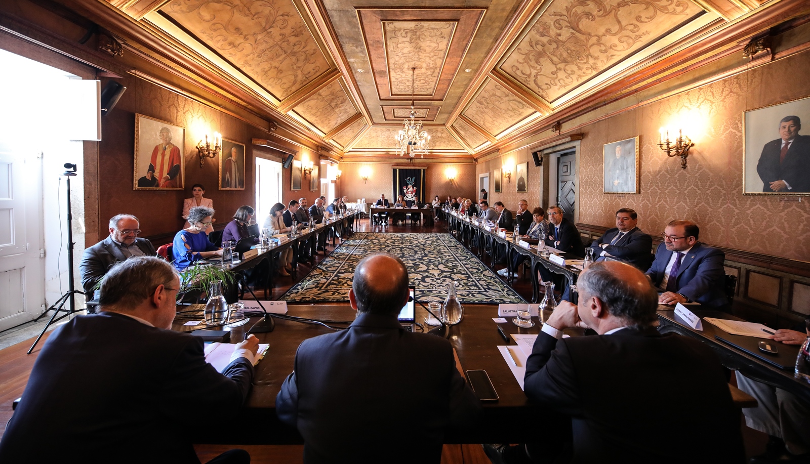 Imagem número 4 da galeria Reunião CRUSOE