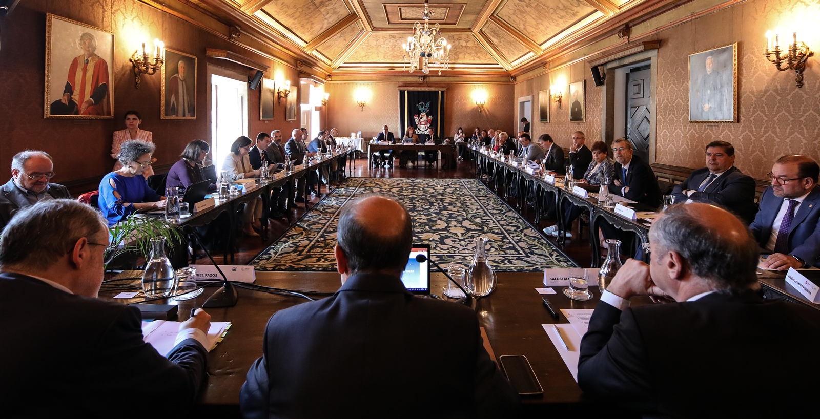 Imagem número 3 da galeria Reunião CRUSOE