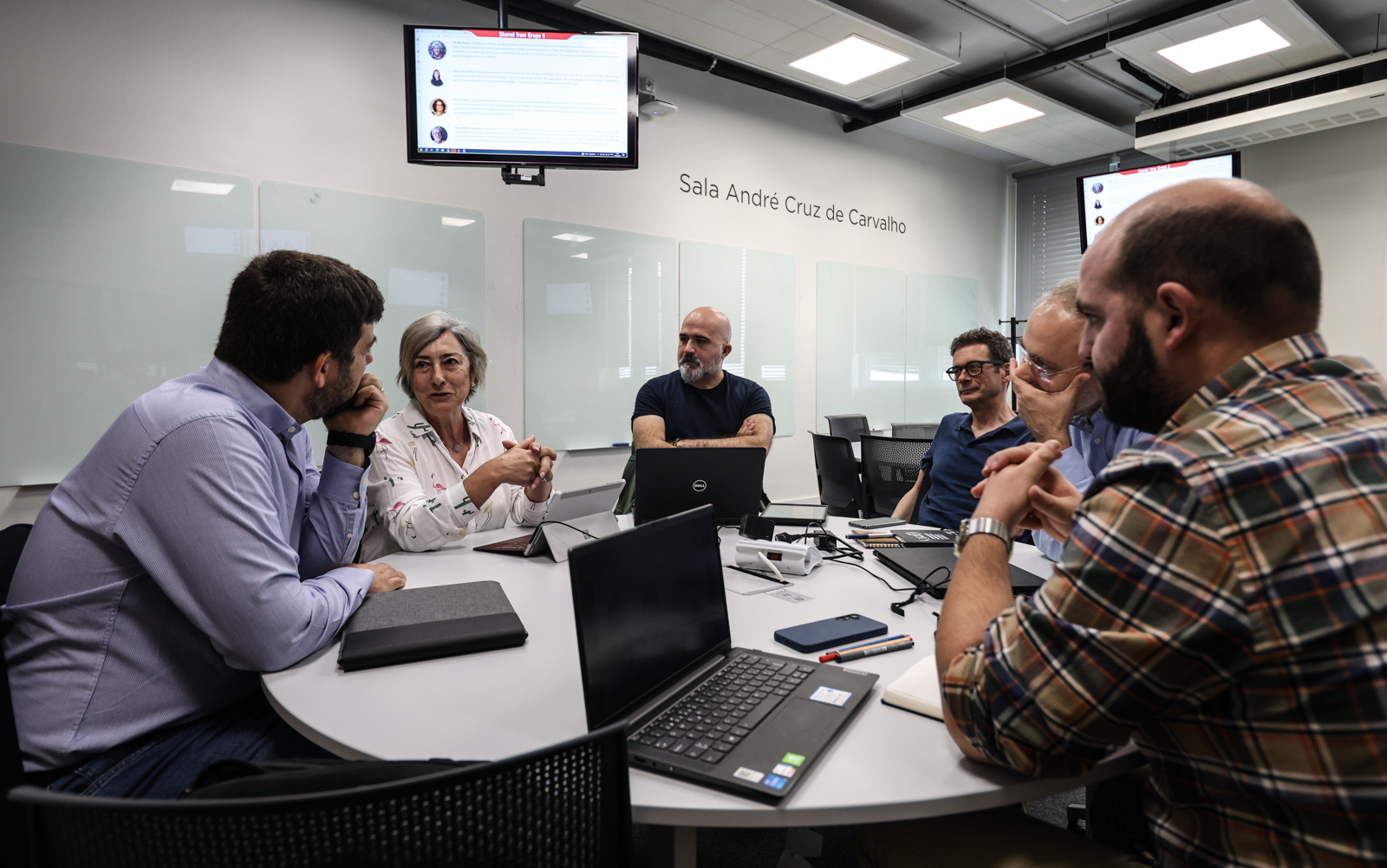 Imagem número 10 da galeria Reunião UNova