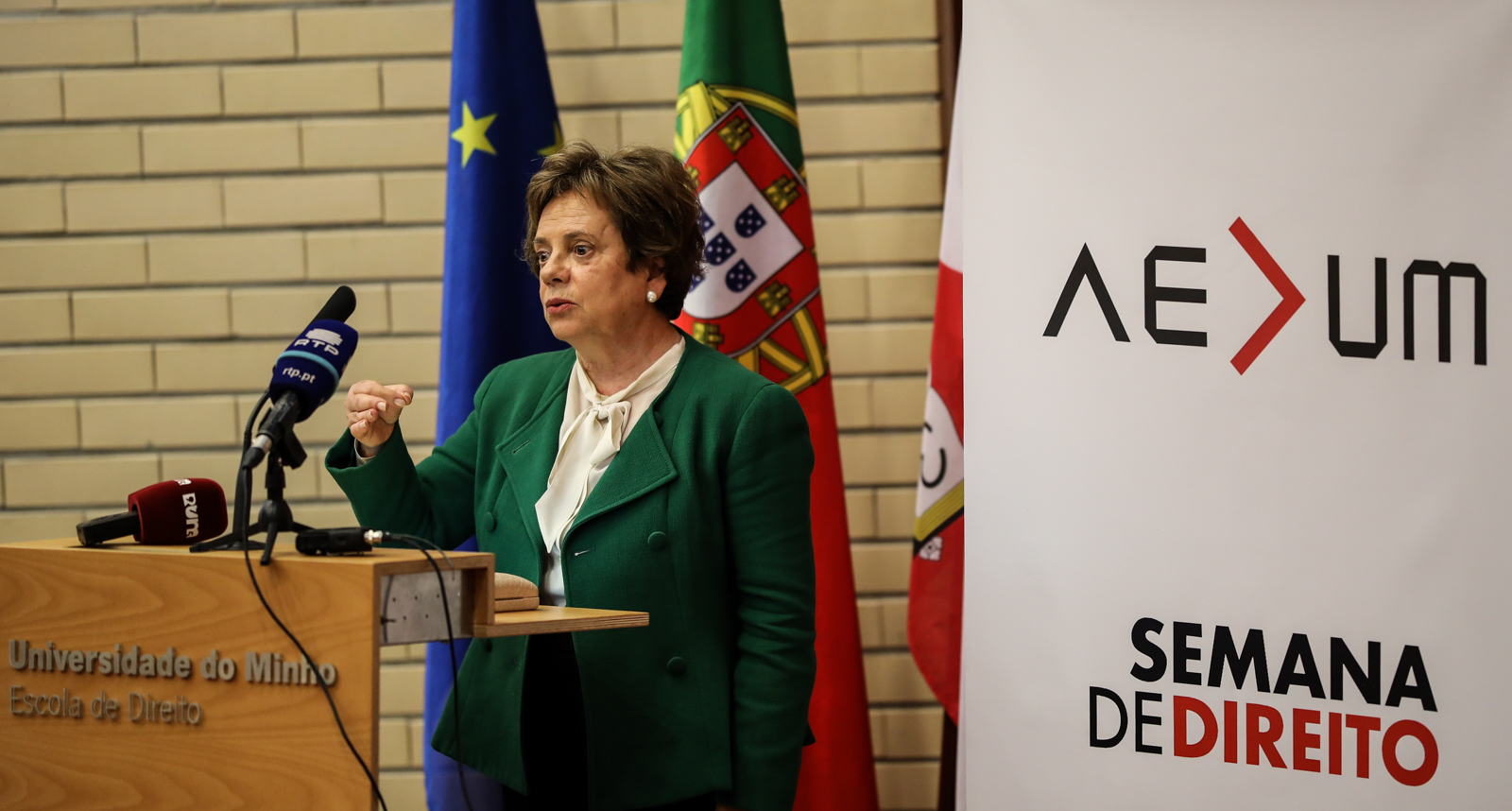 Imagem número 3 da galeria Semana de Direito - Aula Magna da Provedora da Justiça