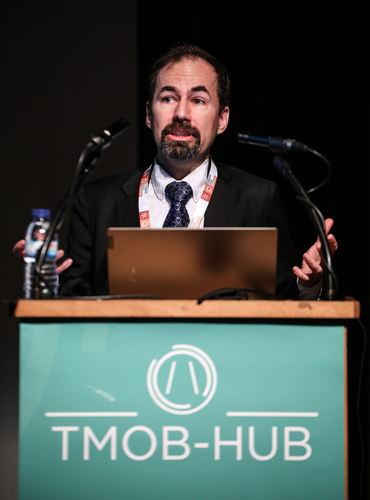 Imagem número 4 da galeria TMOB HUB