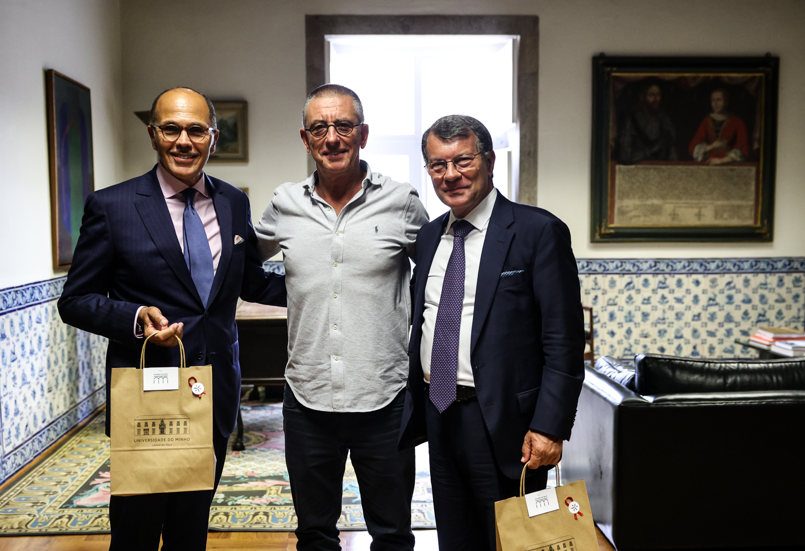 Imagem número 5 da galeria Visita do Embaixador de Marrocos