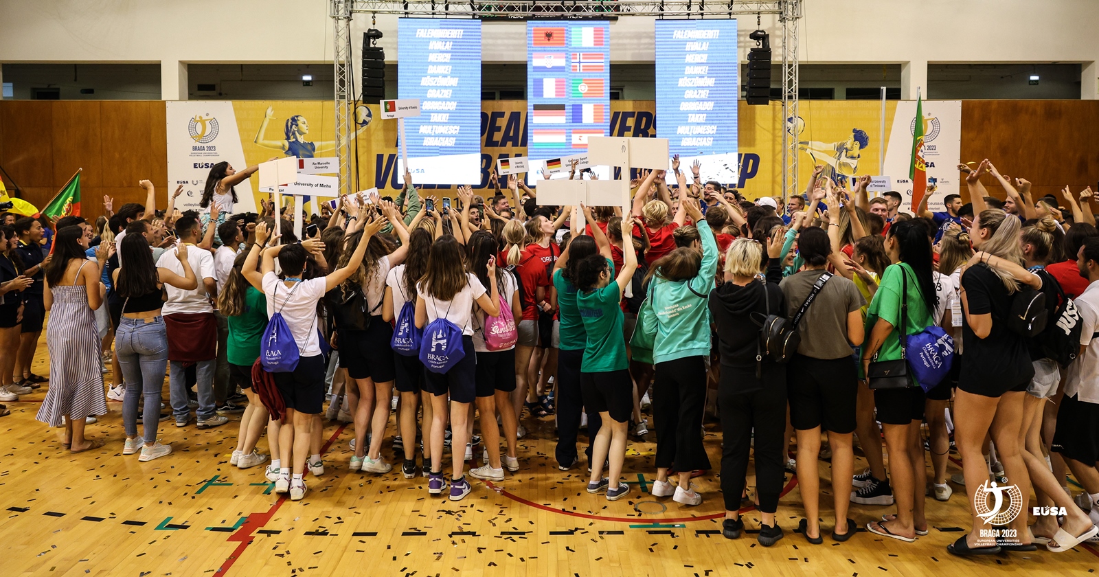 Imagem número 2 da galeria Europeu Universitário de Voleibol
