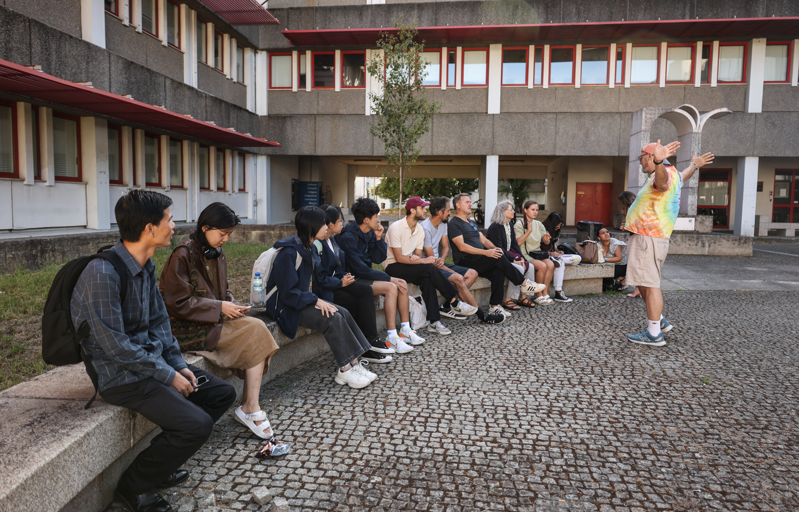 Imagem número 2 da galeria Cursos de Português Lingua Estrangeira