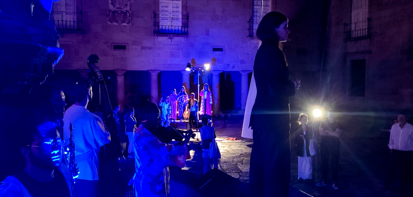 Imagem número 9 da galeria Espectaculo Multisensorial 50 Anos UMinho