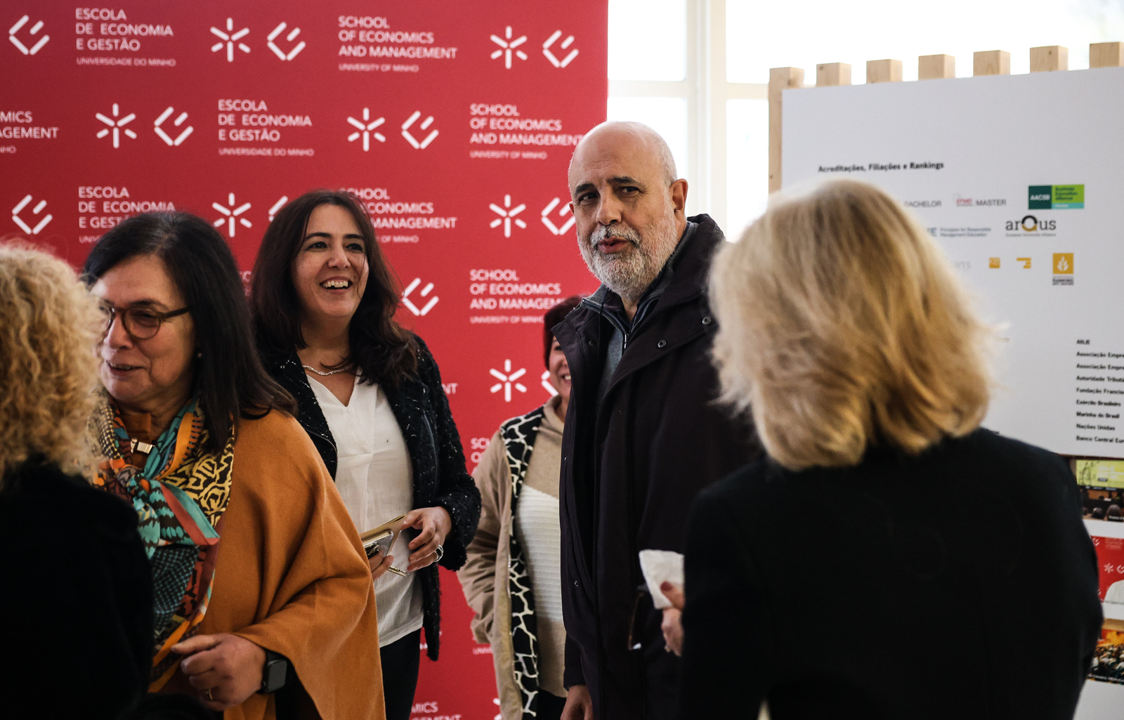 Imagem número 2 da galeria Exposição Percursos EEG