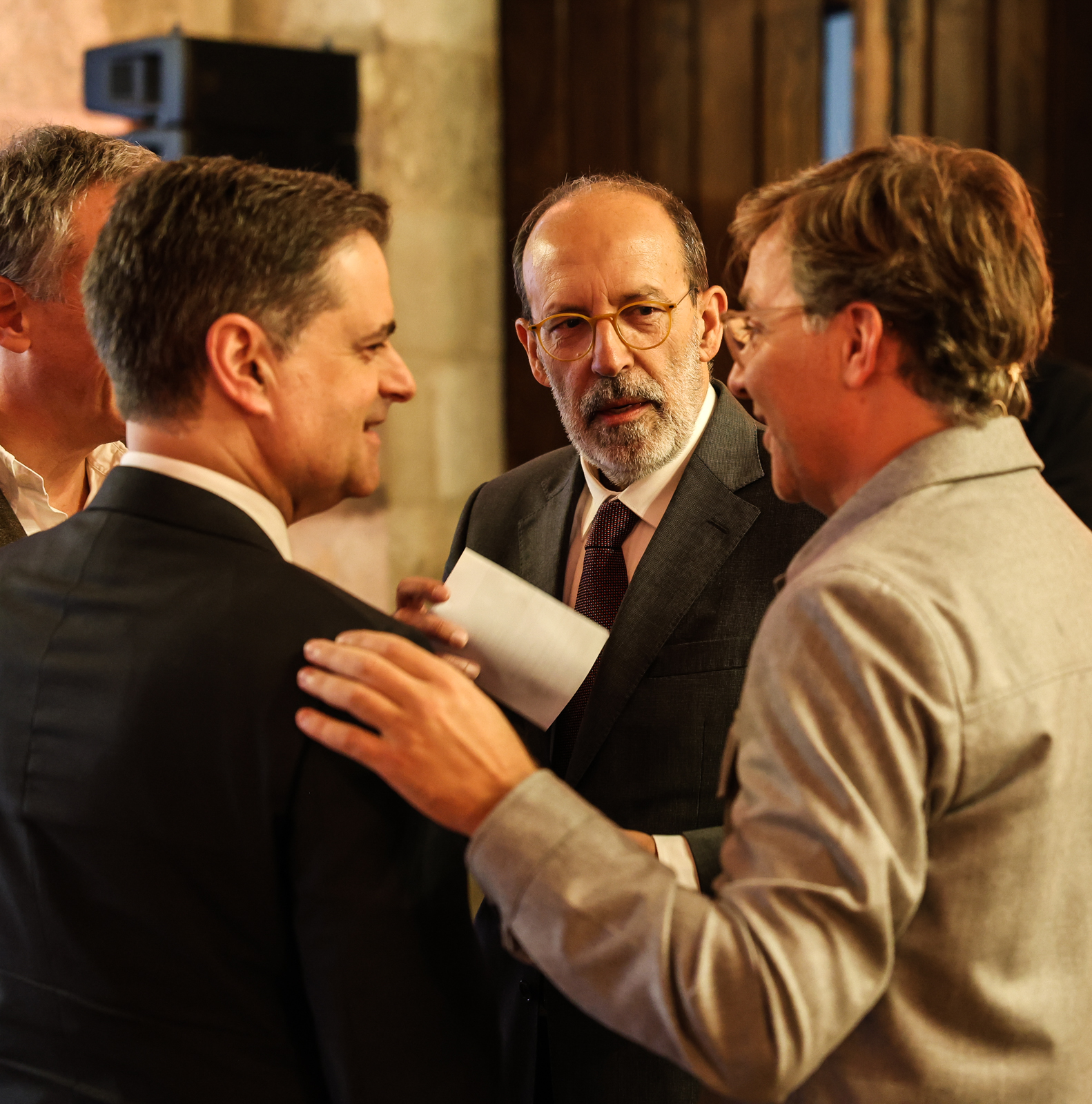 Imagem número 2 da galeria Expresso da Meia Noite