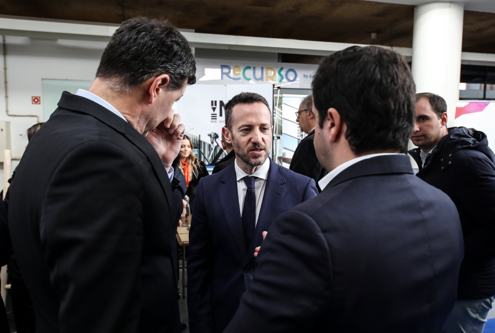 Imagem número 2 da galeria Feira de Emprego EEUM