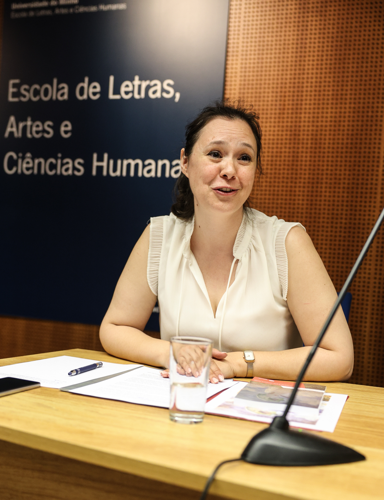 Imagem número 6 da galeria Homenagem à Professora Rosário Girão