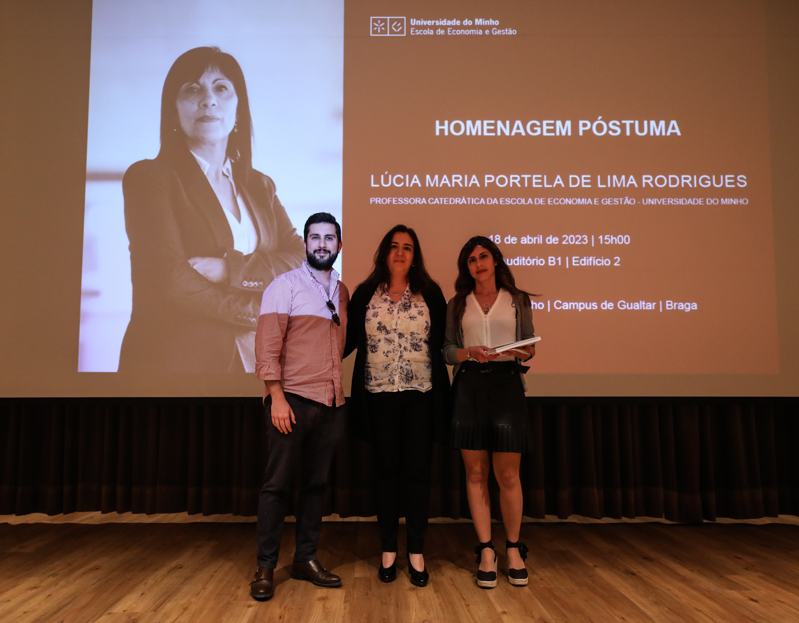 Imagem número 9 da galeria Homenagem Póstuma Lucia Rodrigues