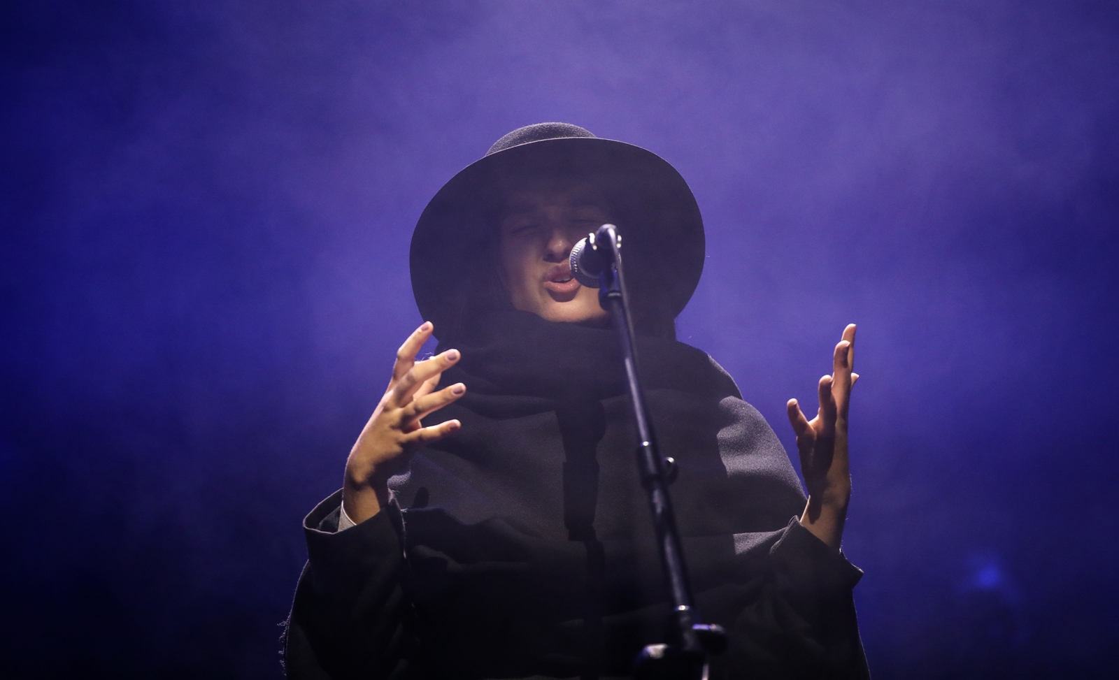 Imagem número 2 da galeria TROVAS