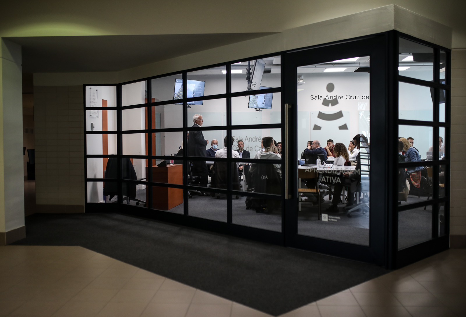 Imagem número 10 da galeria 1º Aniversário Sala André Cruz