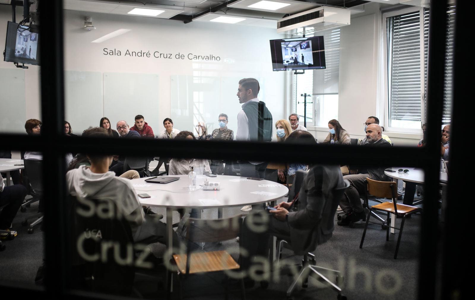 Imagem número 9 da galeria 1º Aniversário Sala André Cruz