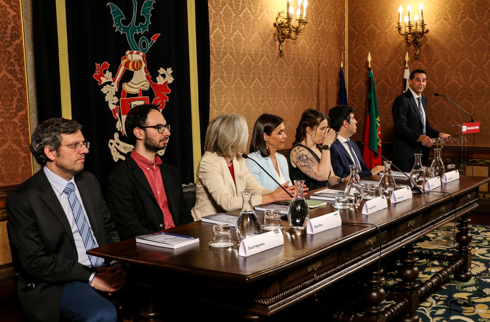 Imagem número 5 da galeria Apresentação do livro - COVID-19 em Portugal a estratégia