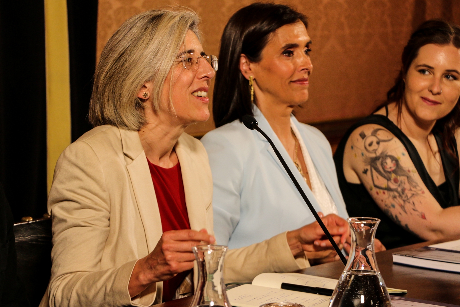 Imagem número 1 da galeria Apresentação do livro - COVID-19 em Portugal a estratégia