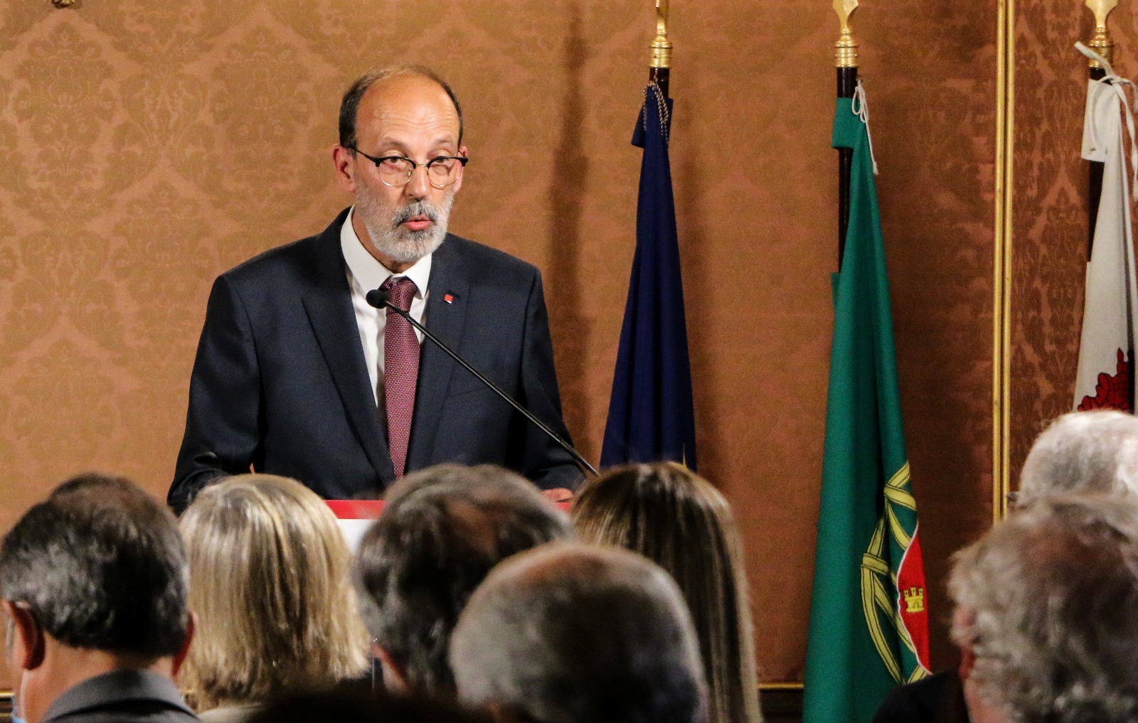 Imagem número 7 da galeria Apresentação do livro - COVID-19 em Portugal a estratégia
